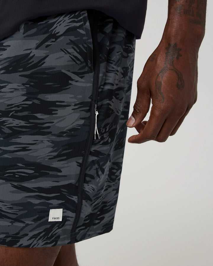 Vuori Men's Banks Session Short Unlined 7" - Black Riptide Camo - Sun Diego Boardshop
