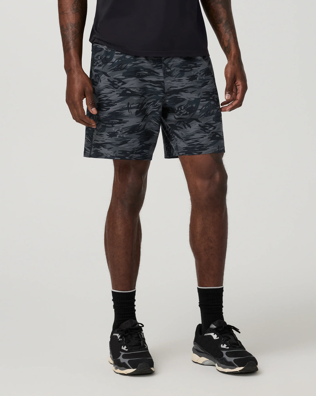 Vuori Men's Banks Session Short Unlined 7" - Black Riptide Camo - Sun Diego Boardshop