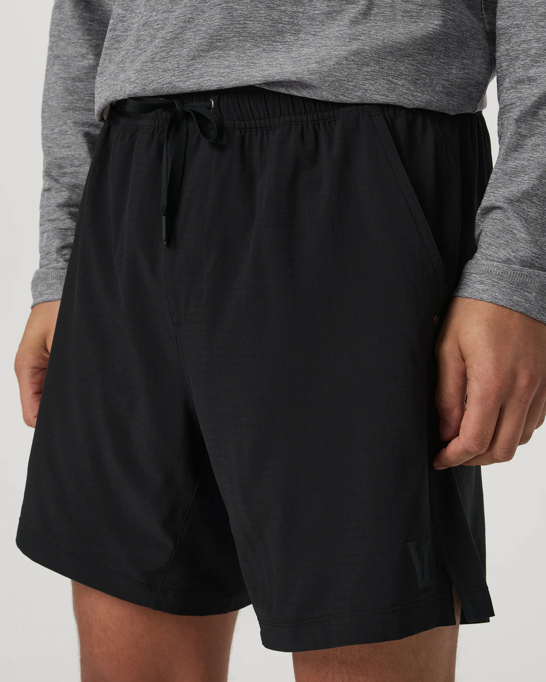 Vuori Men's HardKore Short Lined 7" - Black - Sun Diego Boardshop