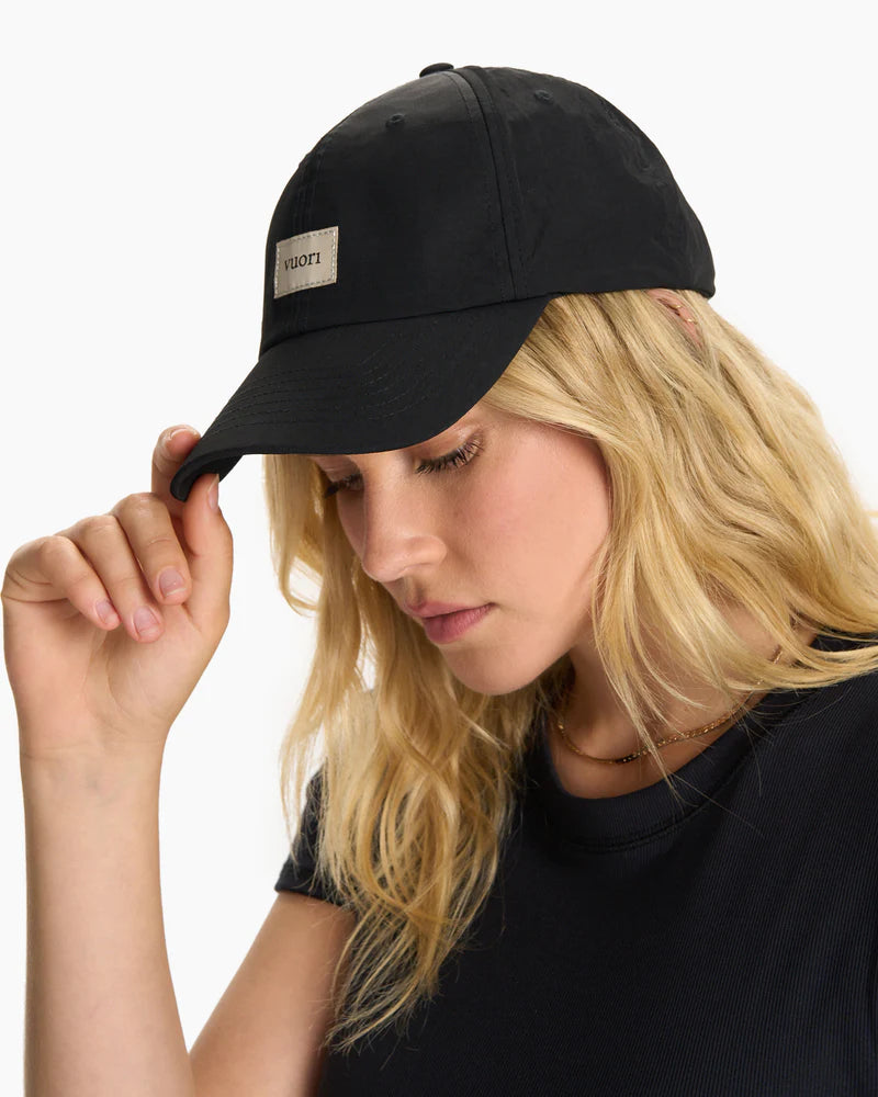 Vuori Label Hat - Black - Sun Diego Boardshop
