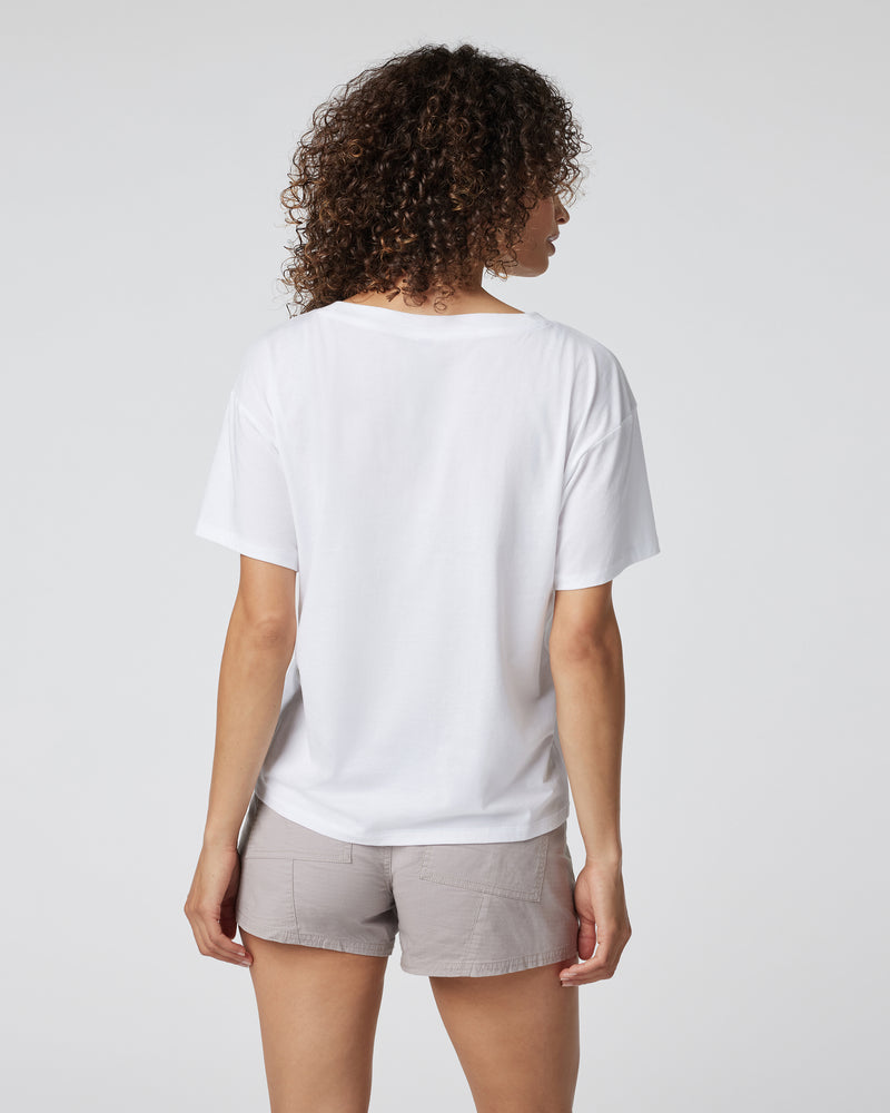 VUORI Sutton V-Neck - WHITE - Sun Diego Boardshop