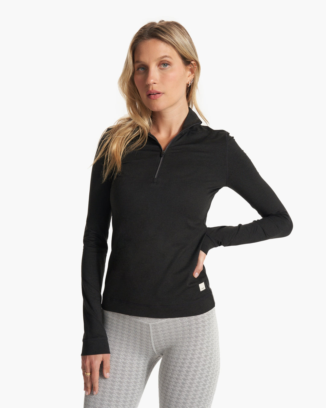 VUORI Halo Essential Half Zip - BLACK HEATHER - Sun Diego Boardshop