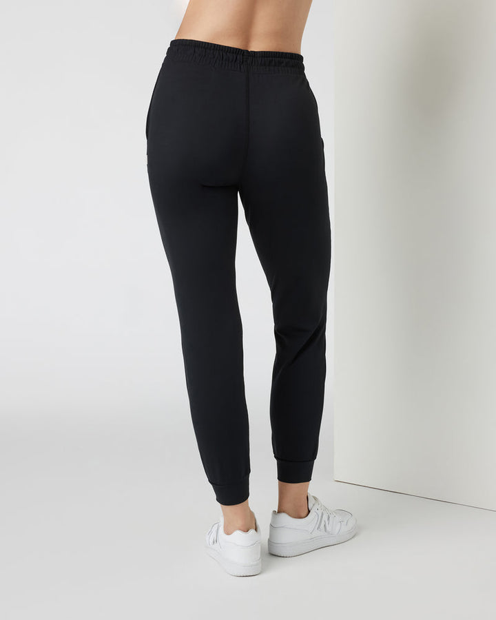 VUORI Performance Jogger - Long - BLACK HEATHER - Sun Diego Boardshop