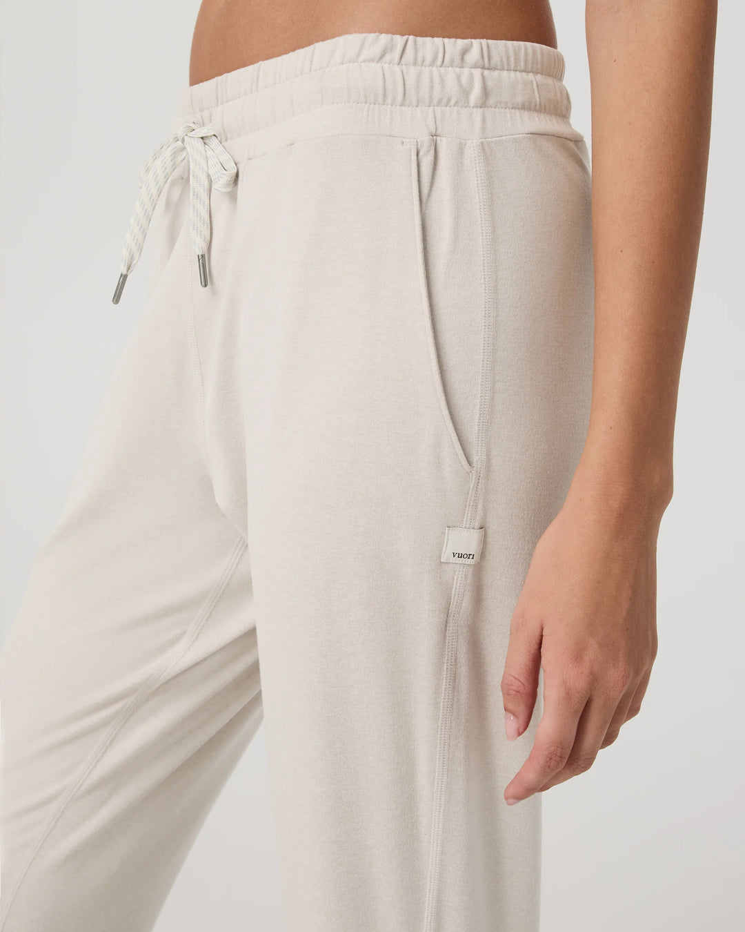 Vuori Women's Performance Jogger - Ecru Heather - Sun Diego Boardshop