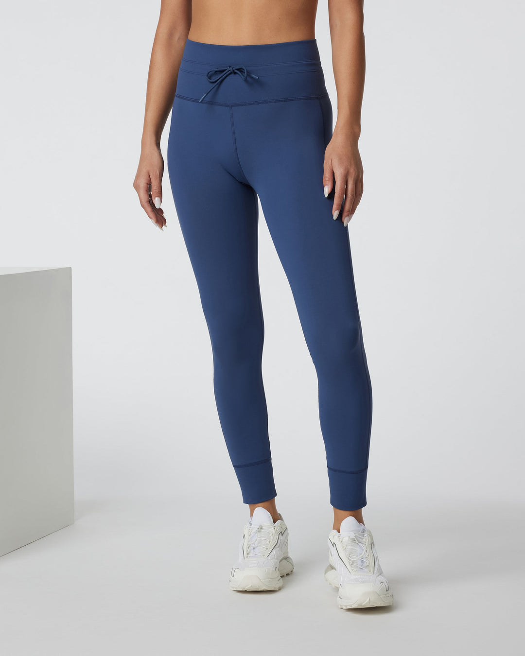 VUORI Daily Legging - FRENCH BLUE - Sun Diego Boardshop