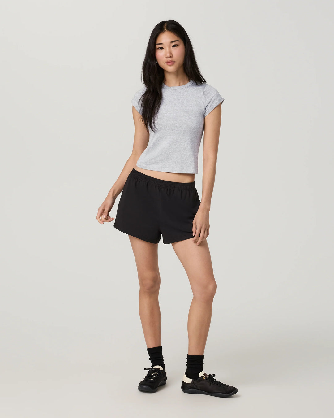 Vuori Women's Halo Short - Solid Black - Sun Diego Boardshop