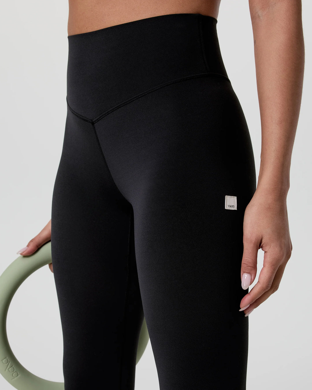 Vuori Women's AllTheForm Legging - Black Tonal - Sun Diego Boardshop