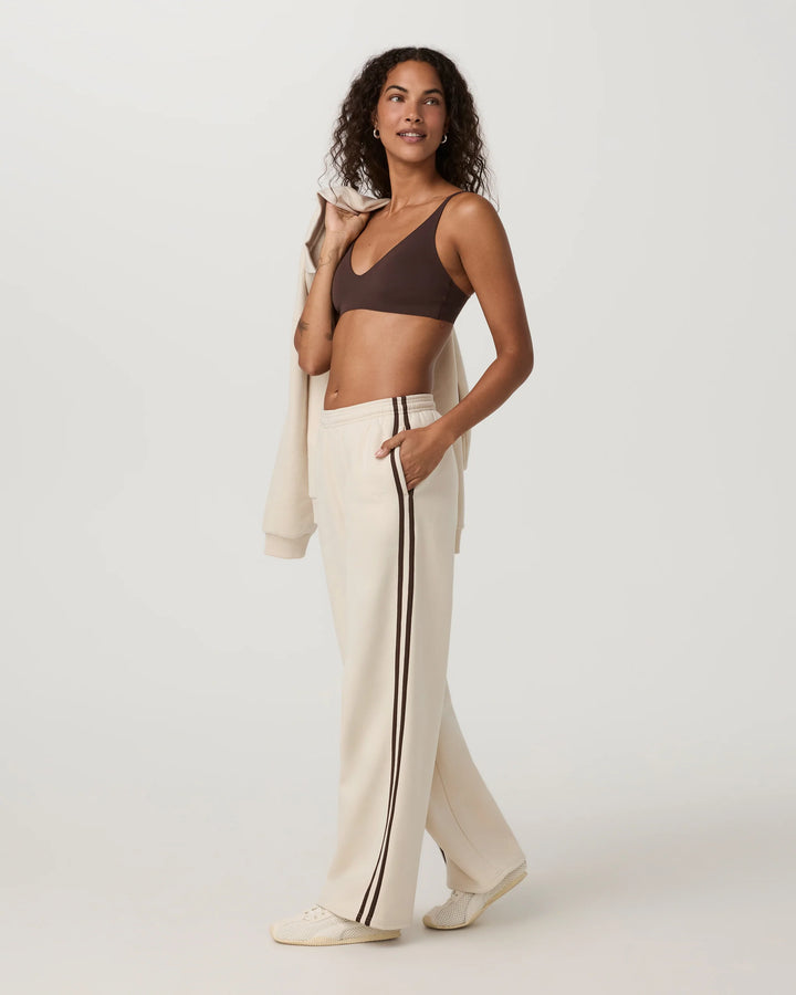 Vuori Women's Restore Straight Leg Track Sweatpant - Bone - Sun Diego Boardshop