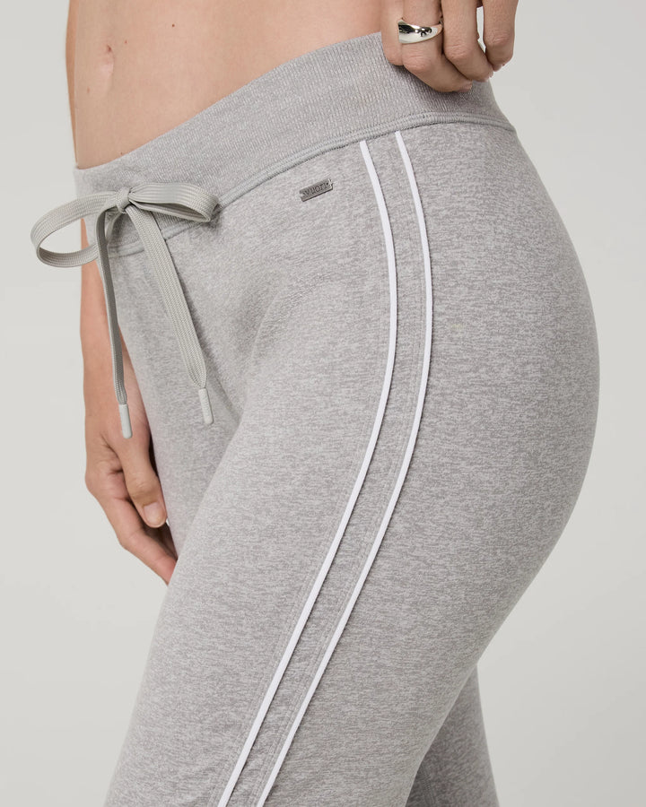 Vuori Women's Halo Low Rise Slim Flare Retro Pant - Pale Grey Heather - Sun Diego Boardshop