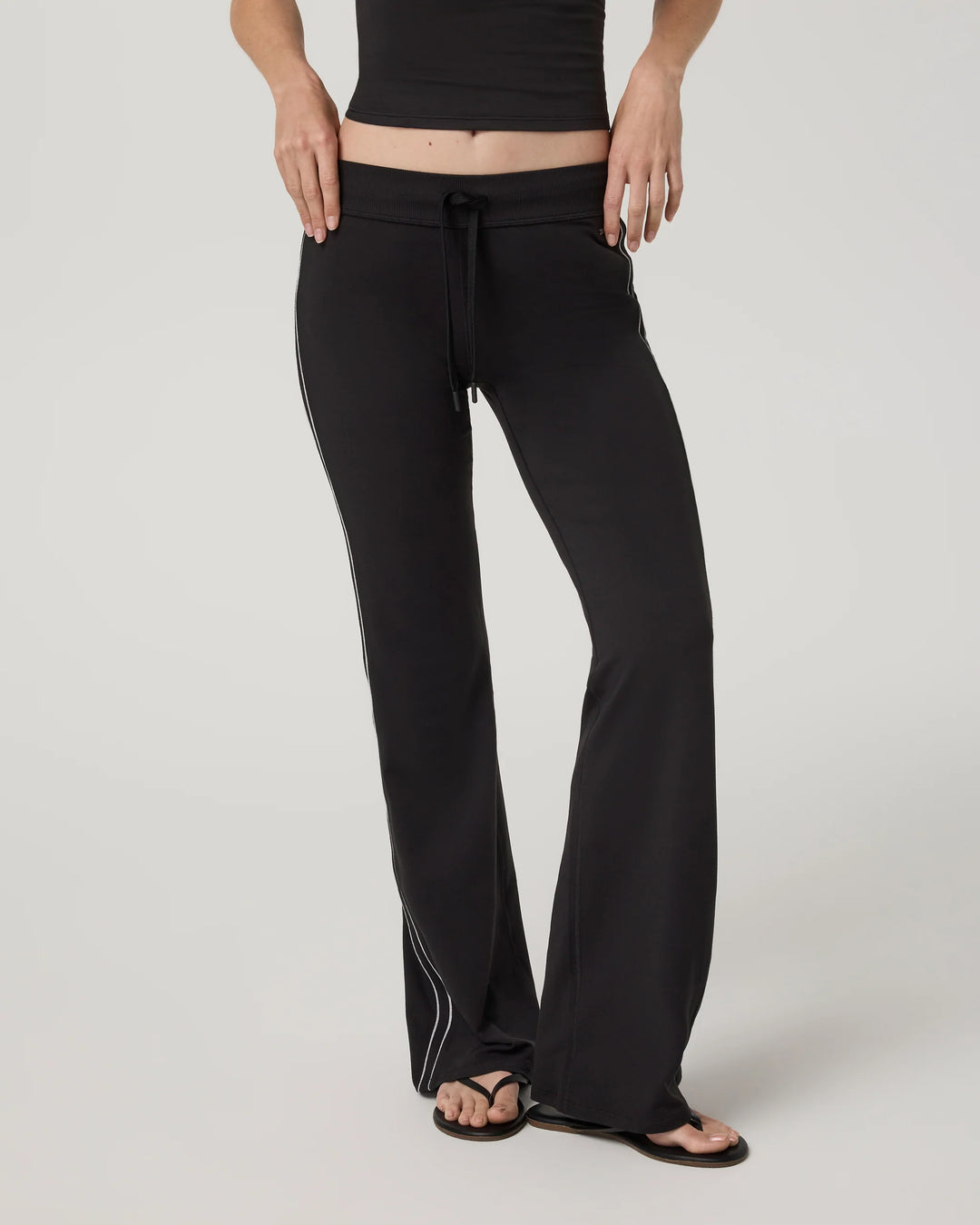 Vuori Women's Halo Low Rise Slim Flare Retro Pant - Solid Black - Sun Diego Boardshop
