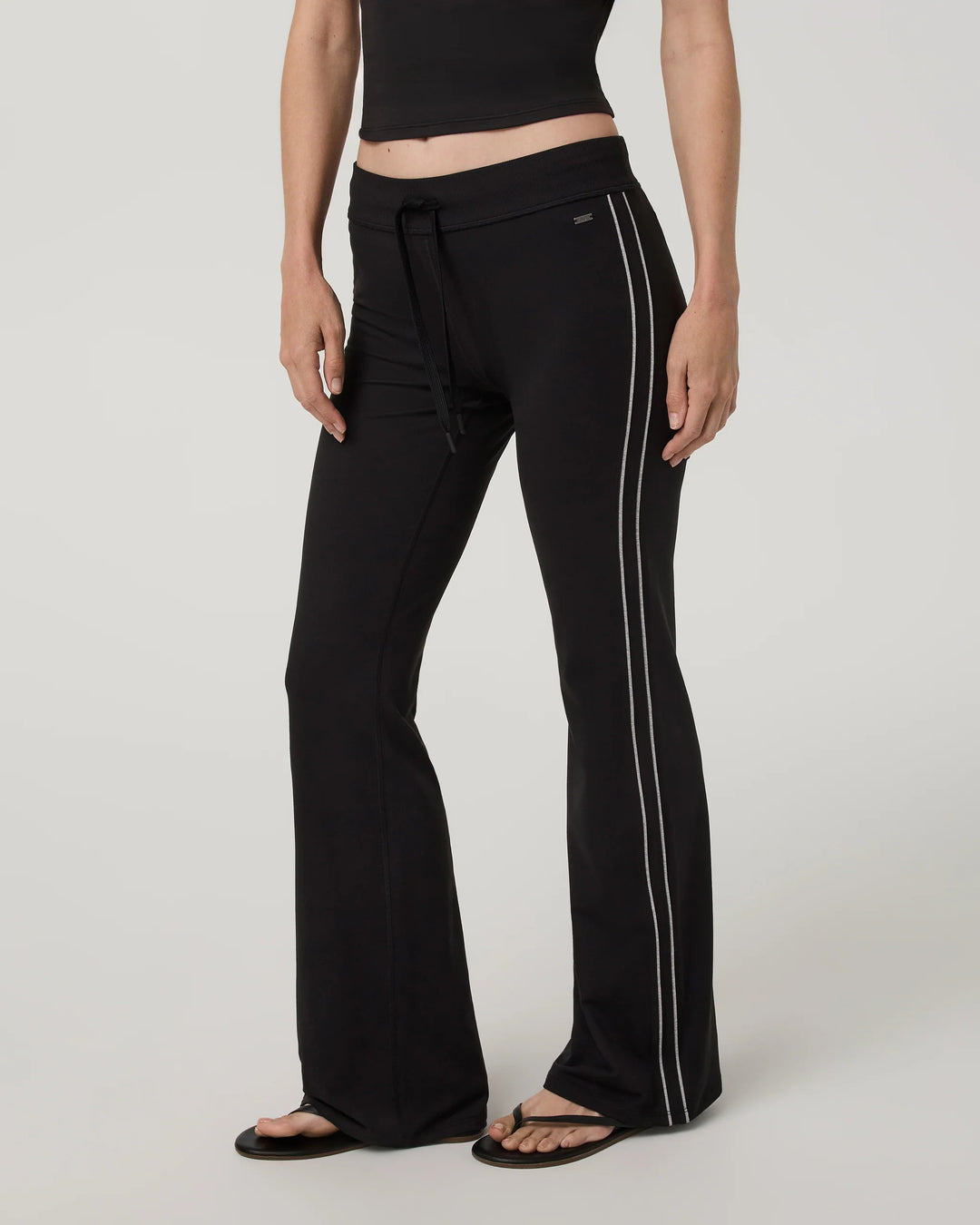 Vuori Women's Halo Low Rise Slim Flare Retro Pant - Solid Black - Sun Diego Boardshop