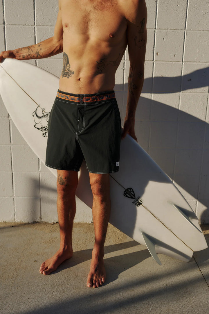 Katin Snapper Hybrid Trunk - Black - Sun Diego Boardshop