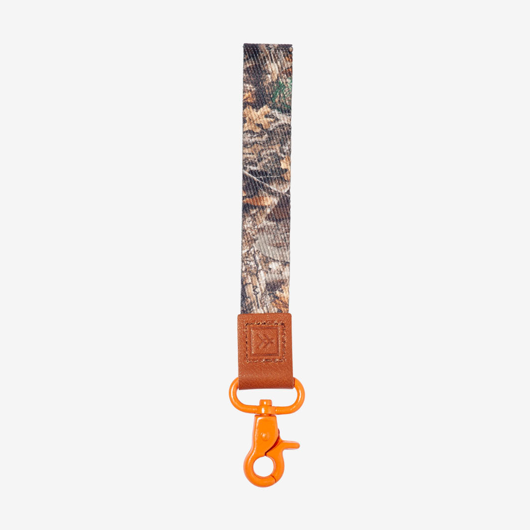 THREAD Wrist Lanyard - REALTREE EDGE - Sun Diego Boardshop