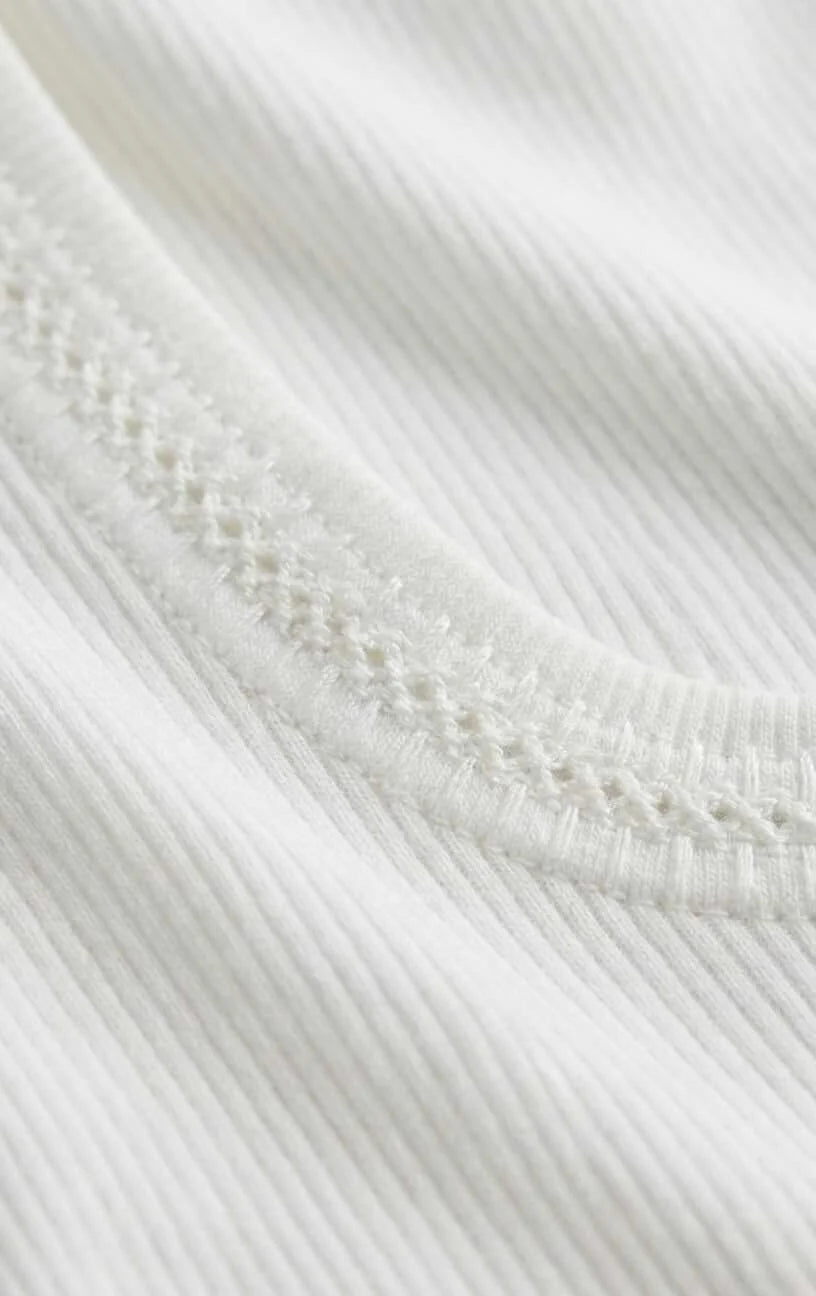 Z-Supply Women's Larkin Whipstitch Tank - White - Sun Diego Boardshop