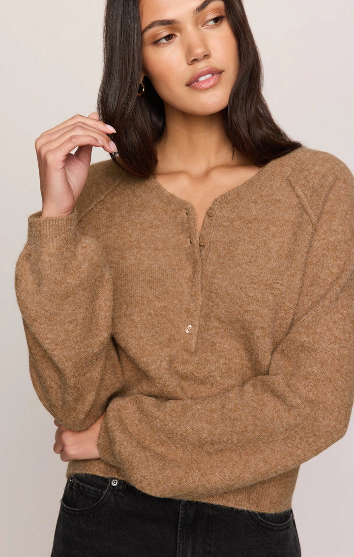 Z-Supply Women's Westmont Henley Sweater - Golden Caramel - Sun Diego Boardshop
