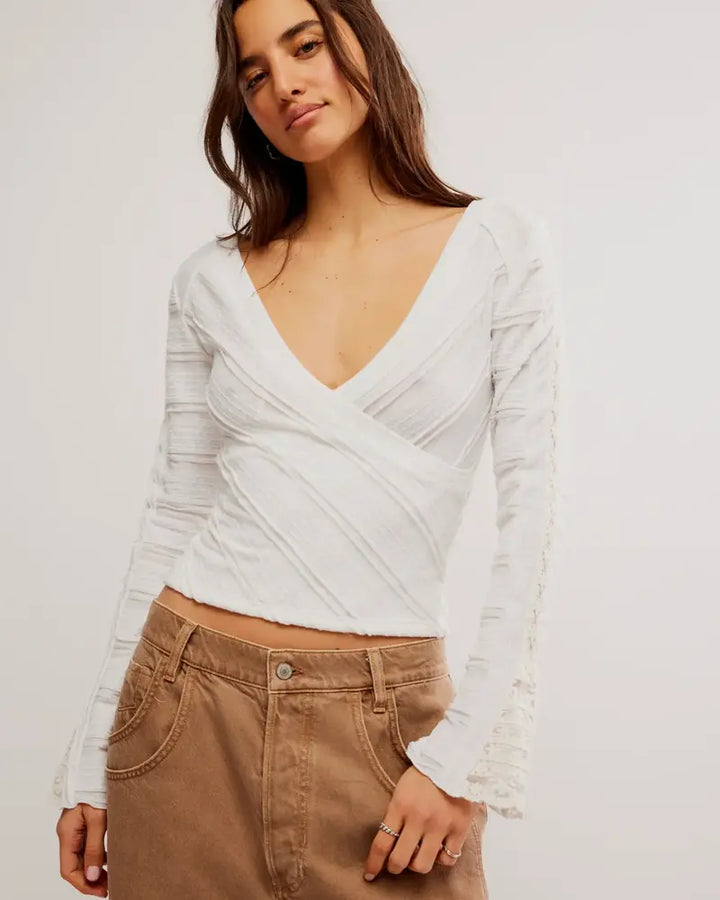 Free People Rocky Long Sleeve Knit - WHITE - Sun Diego Boardshop