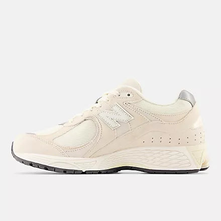 New Balance 2002R - CALM TAUPE/ANGORA/SILVER - Sun Diego Boardshop