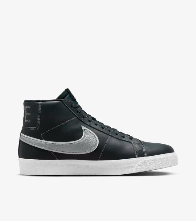 Nike SHOE ZOOM BLAZER MID MS - 400 DARK OBSIDIAN/METALLIC SILVER - Sun Diego Boardshop