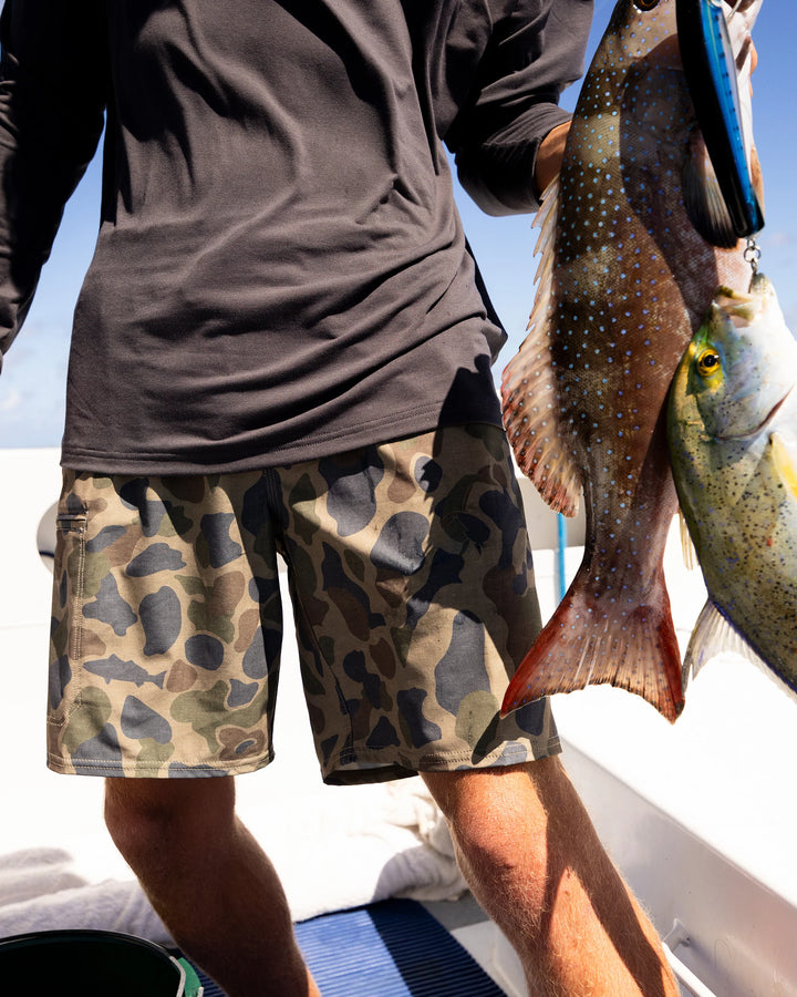 Salty Crew Men's Transom 19" Tech Short - Sand Camo - Sun Diego Boardshop