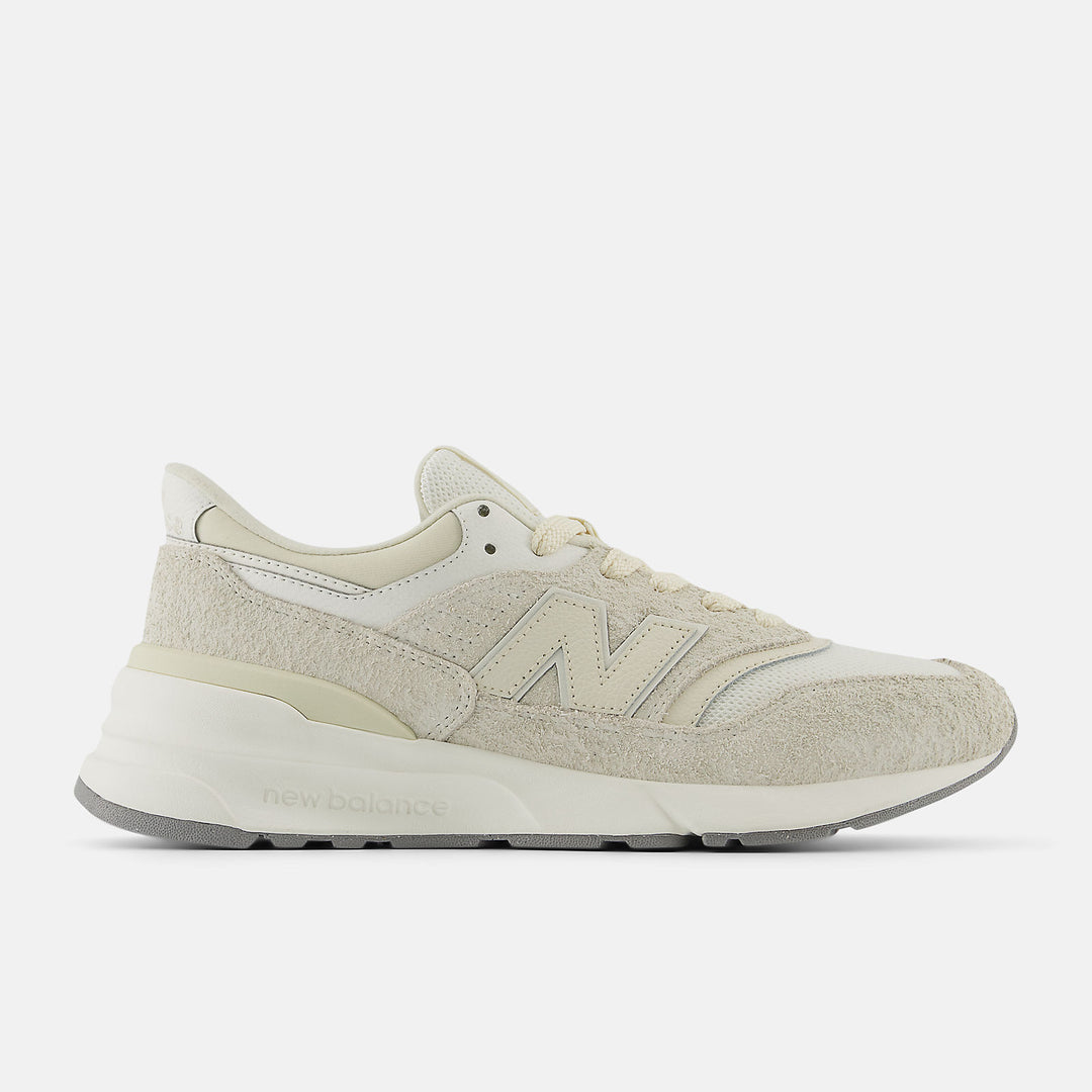 New Balance 997R - SEA SALT/LINEN - Sun Diego Boardshop