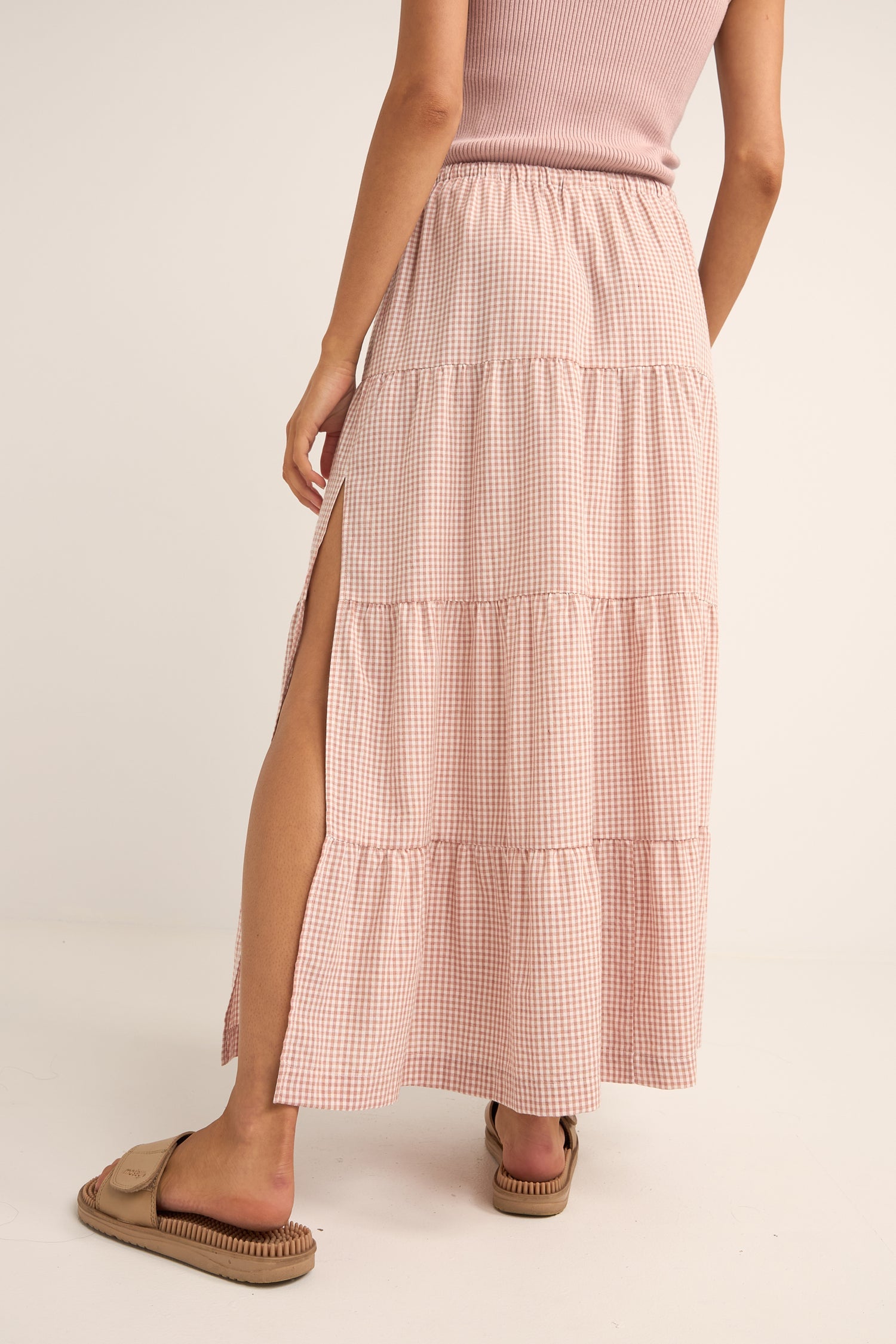 DRYROSE☆CHECK LONG CANCAN SKIRT Rhythm Lola checkered tiered maxi skirt - DUSTY PINK – Sun