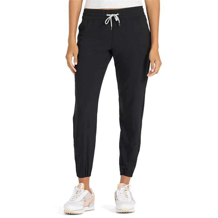 VUORI Weekend Joggers - Women's - BLACK - Sun Diego Boardshop