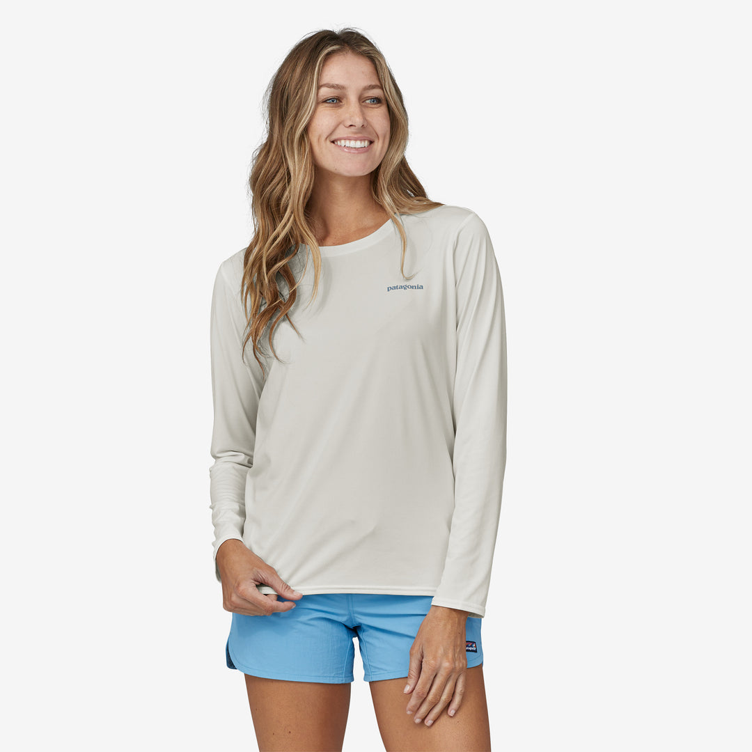 Patagonia Women's Long-Sleeved Capilene Cool Daily Graphic Shirt - Waters Boardshort Logo Light Plume Grey: White / M