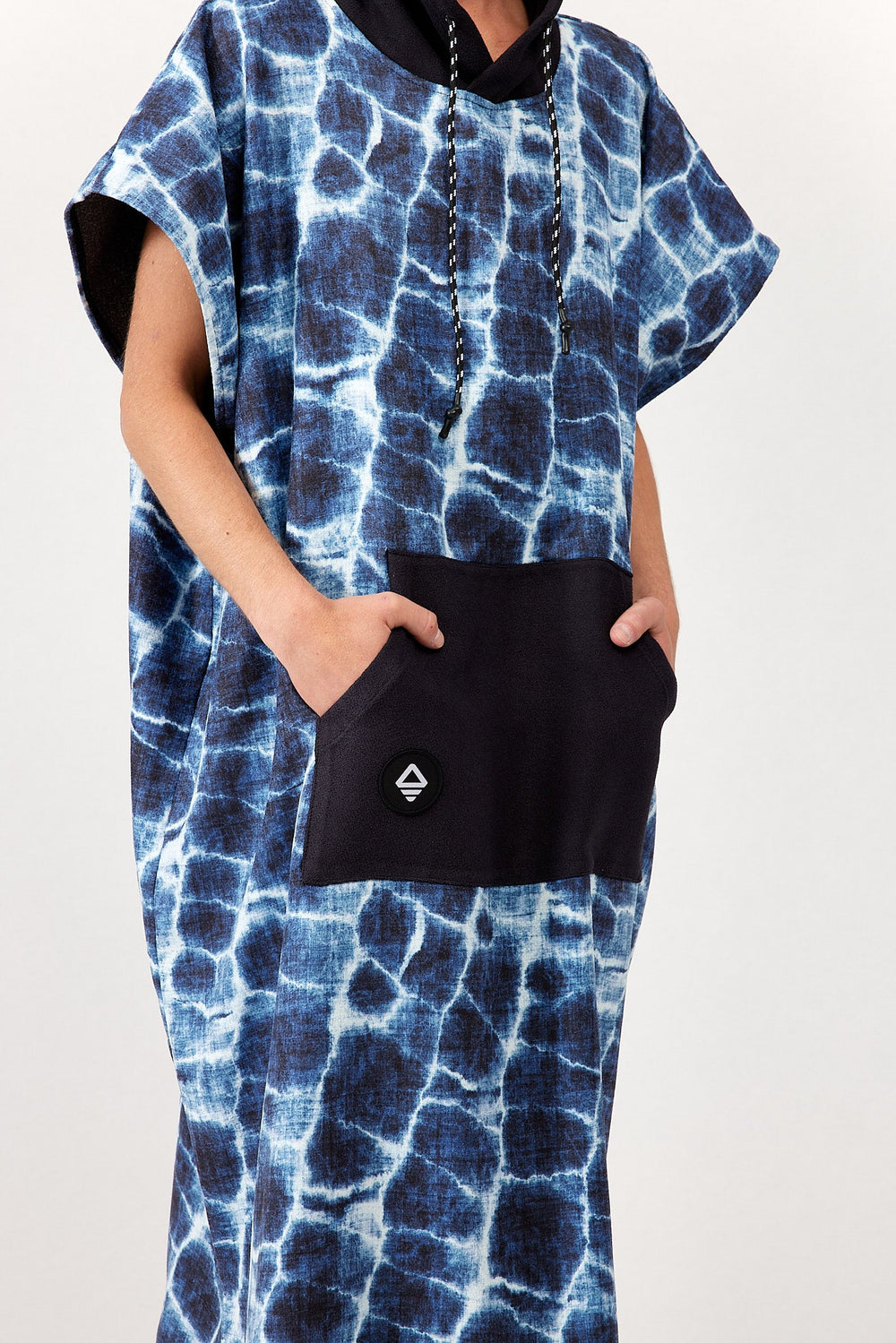 NOMADIX Unisex Changing Poncho - AGUA BLUE - Sun Diego Boardshop