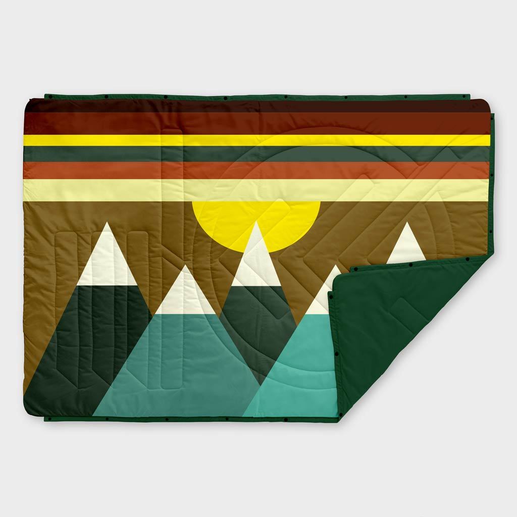 Voited Recycled Ripstop Outdoor Camping Blanket - Camp Vibes / greengabel