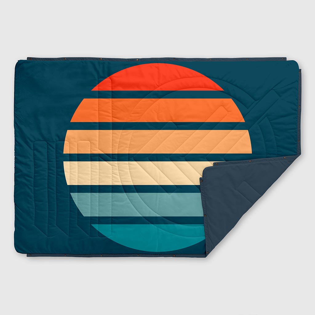 https://sundiego.com/cdn/shop/products/voited-ripstop-camping-blanket-sunset-stripes_1800x1800.jpg?v=1662451667